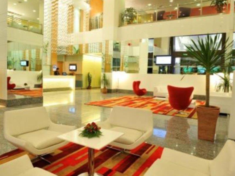 Grand Borneo Hotel Kota Kinabalu Ngoại thất bức ảnh